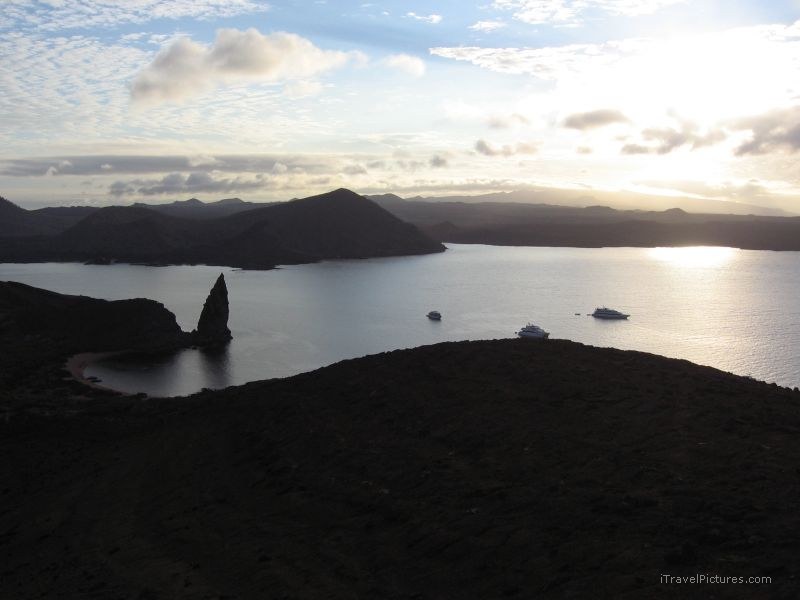 Bartolomé island view viewpoint